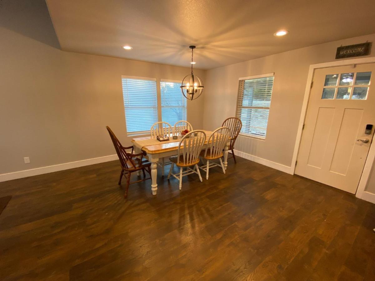 Texas Hill Country Ranch House - Great Views - Near Hidden Falls Park Smithwick Eksteriør bilde